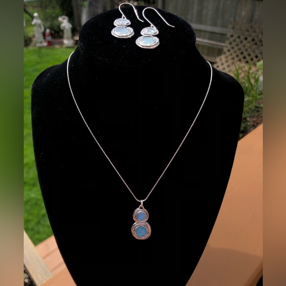 Jewelry - Beautiful silver, 925 necklace, pennant and earrings